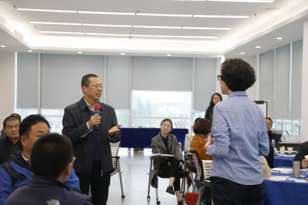 77���� �C ȫ����ȫ����̬�ȵ���������ֱ��ƽ̨